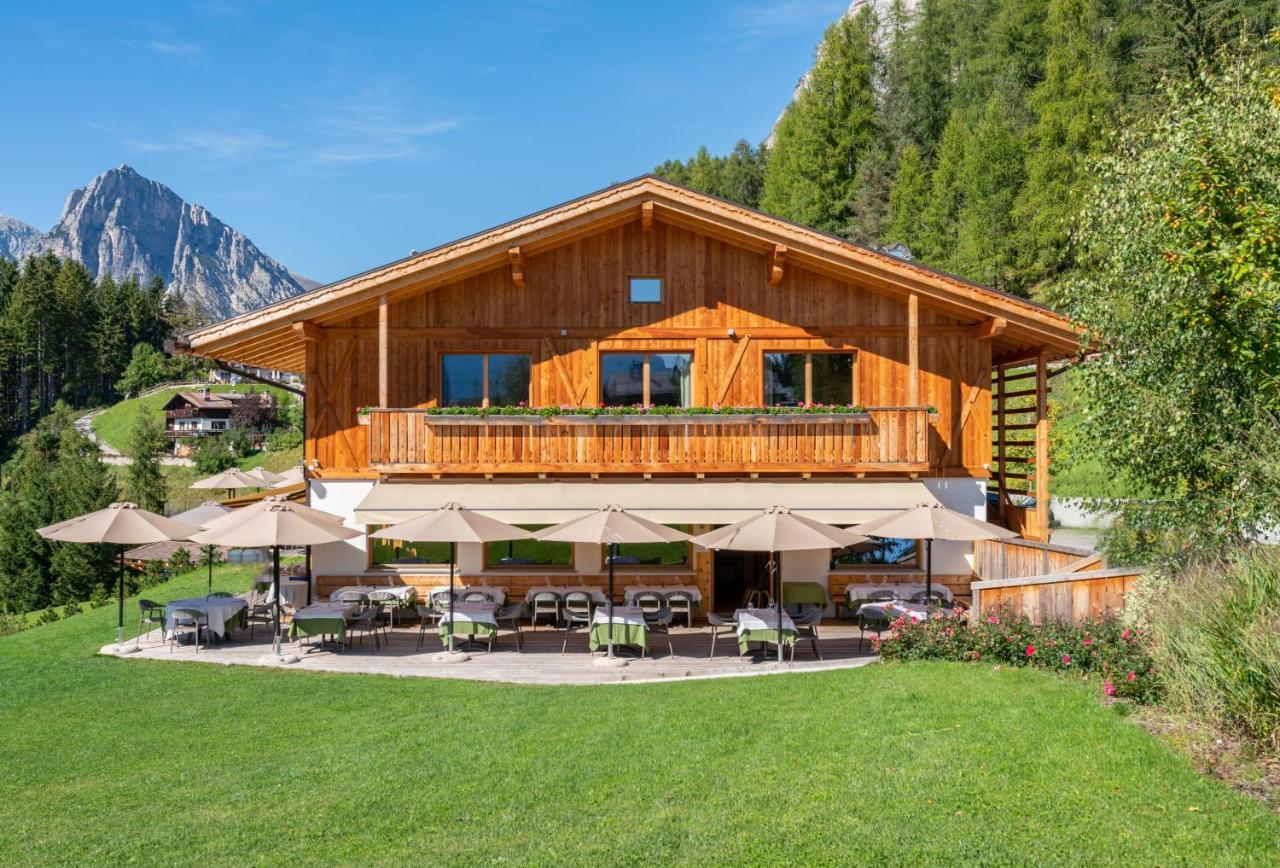 Dolomiti Lodge Alvera Кортина д'Ампецо Екстериор снимка