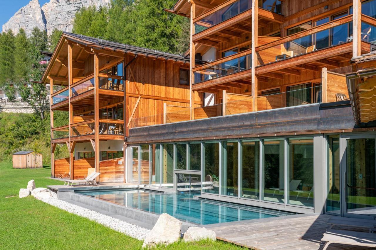 Dolomiti Lodge Alvera Кортина д'Ампецо Екстериор снимка