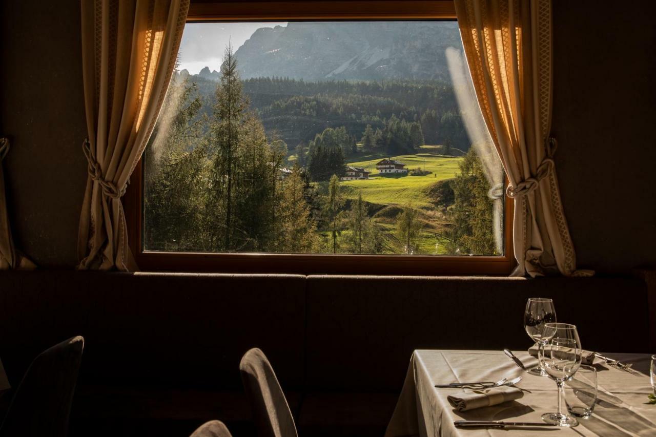 Dolomiti Lodge Alvera Кортина д'Ампецо Екстериор снимка