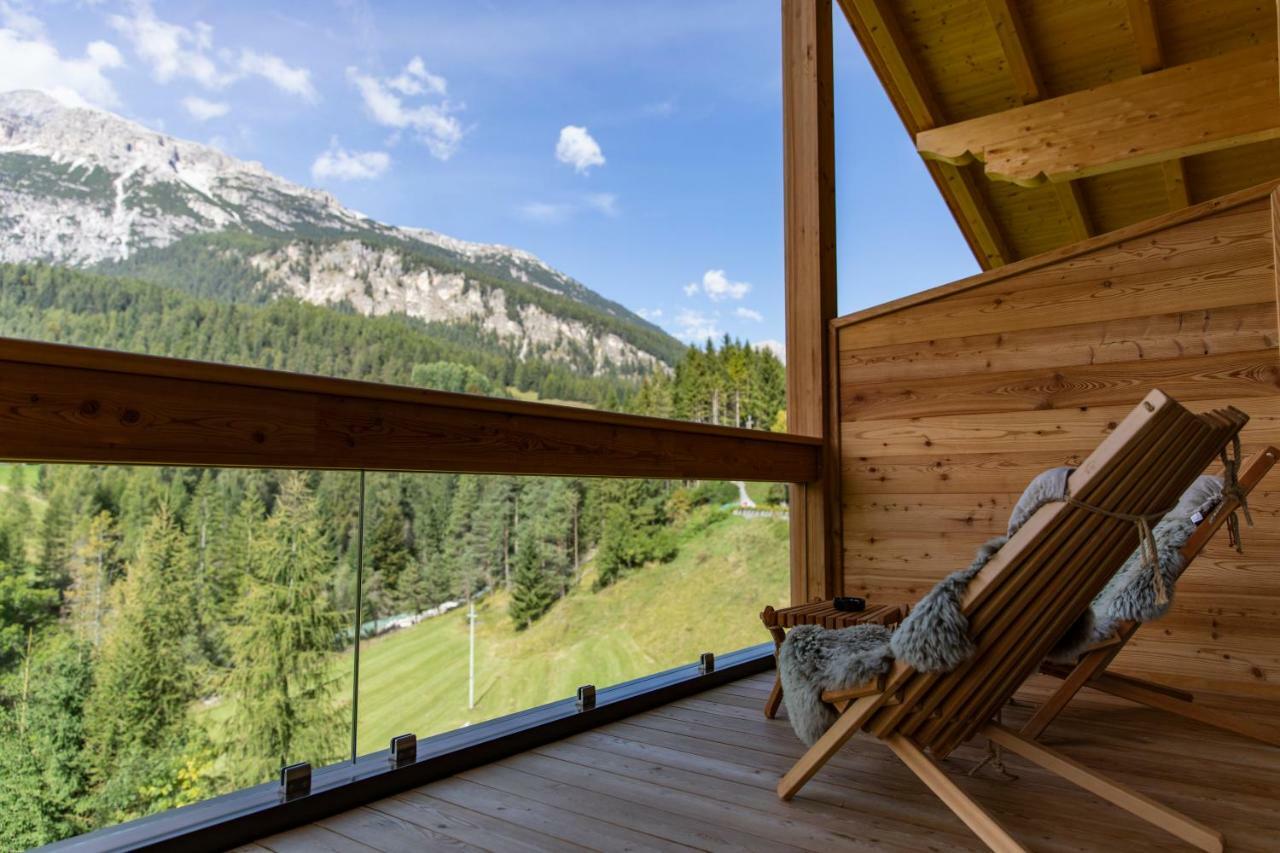Dolomiti Lodge Alvera Кортина д'Ампецо Екстериор снимка